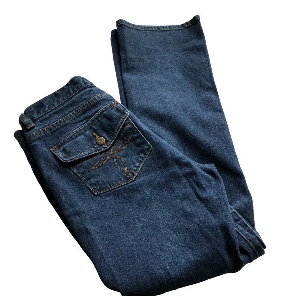 Lauren Jeans Co blue jeans back metal button pockets look new Size 2